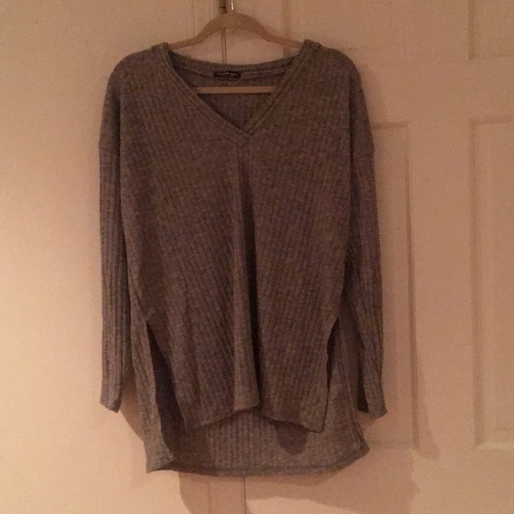 Fashion nova sweater size Large